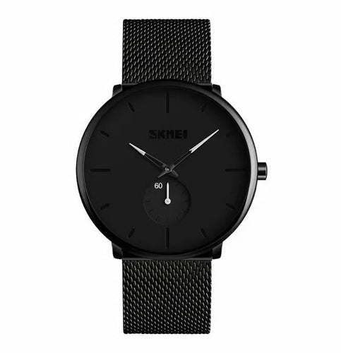 Reloj pulsera de cuerpo color negro, analógico, fondo negro, con correa de acero color negro